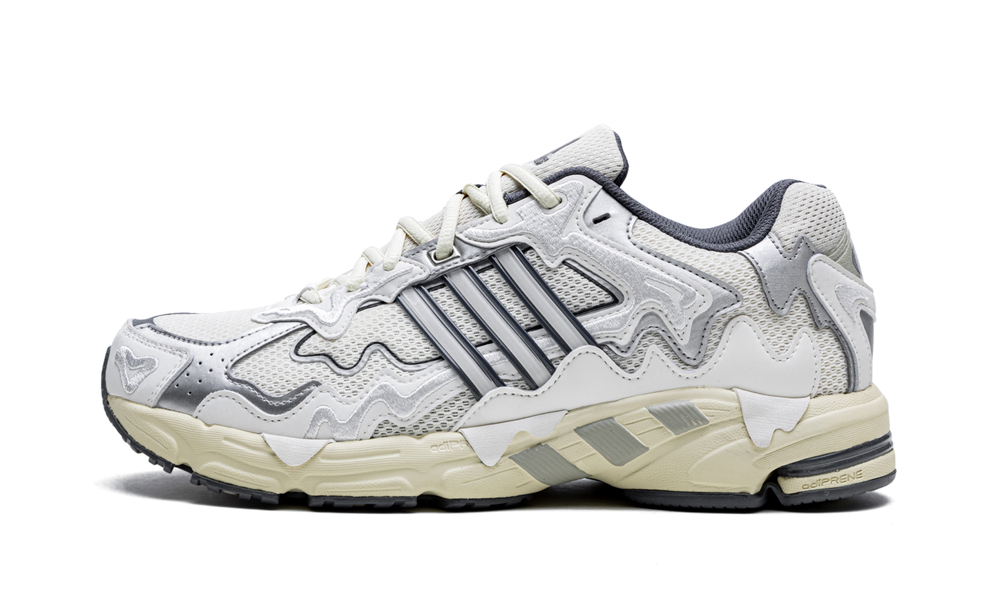 Response CL "Bad Bunny - White" GY0102