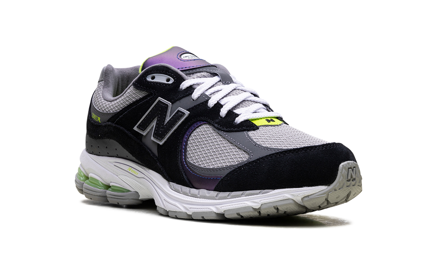 2002R "DTLR - Purple Noir" m2002rhi