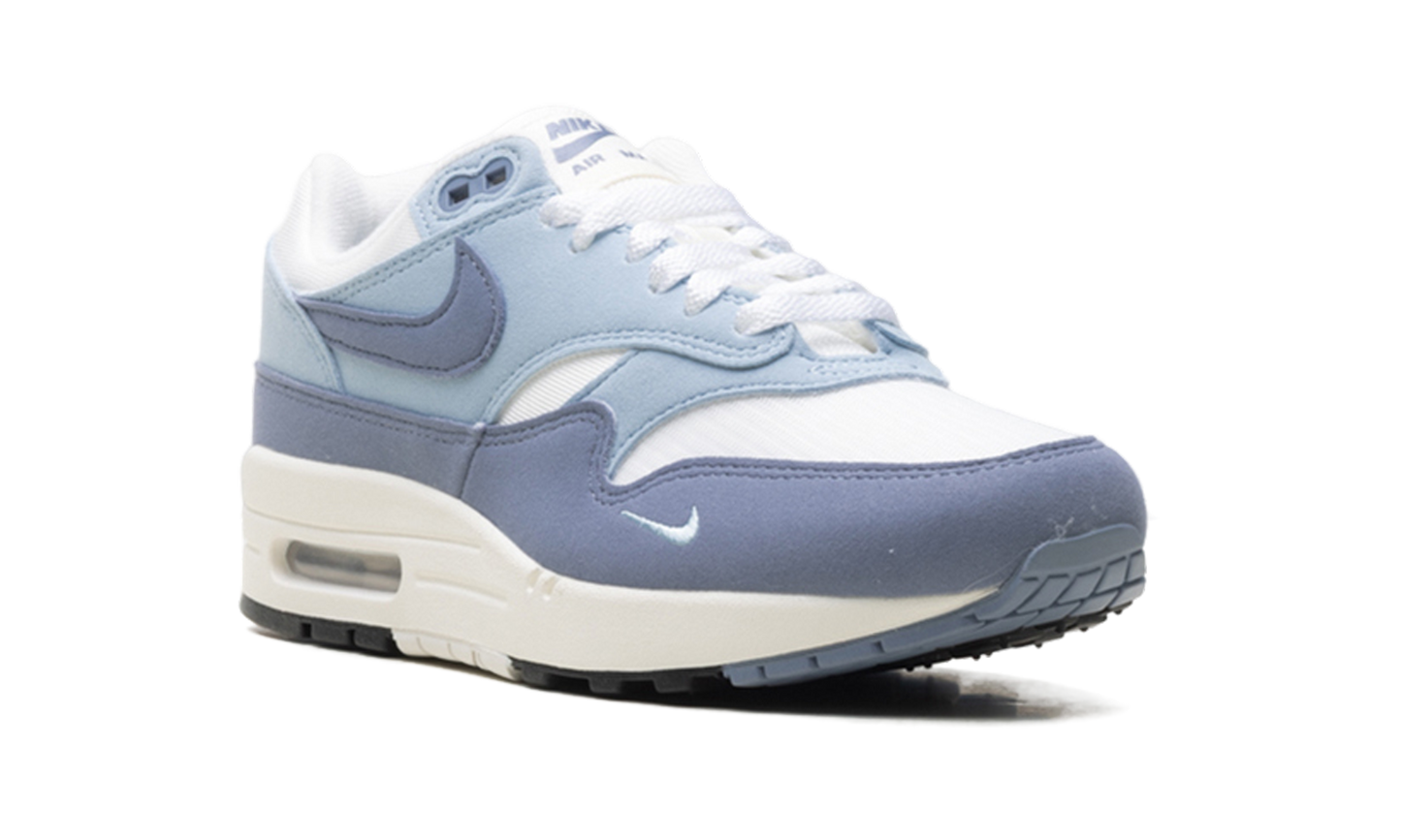 Nike Air Max 1 '87 WMNS "Light Armory Blue Ashen Slate" HF1194 102