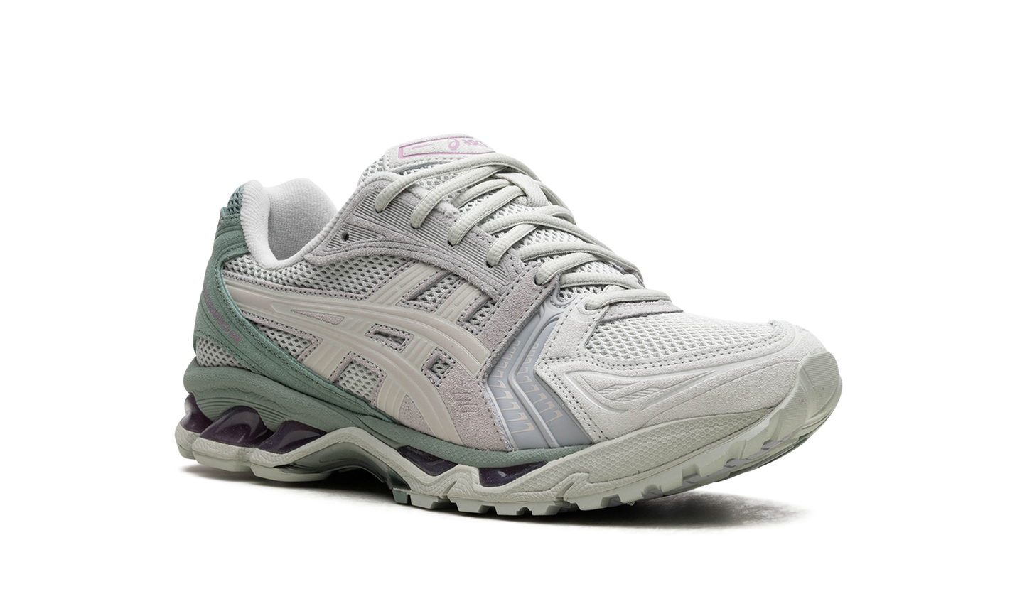 Gel-Kayano 14 "Light Sage Smoke Grey" 1201A161 023