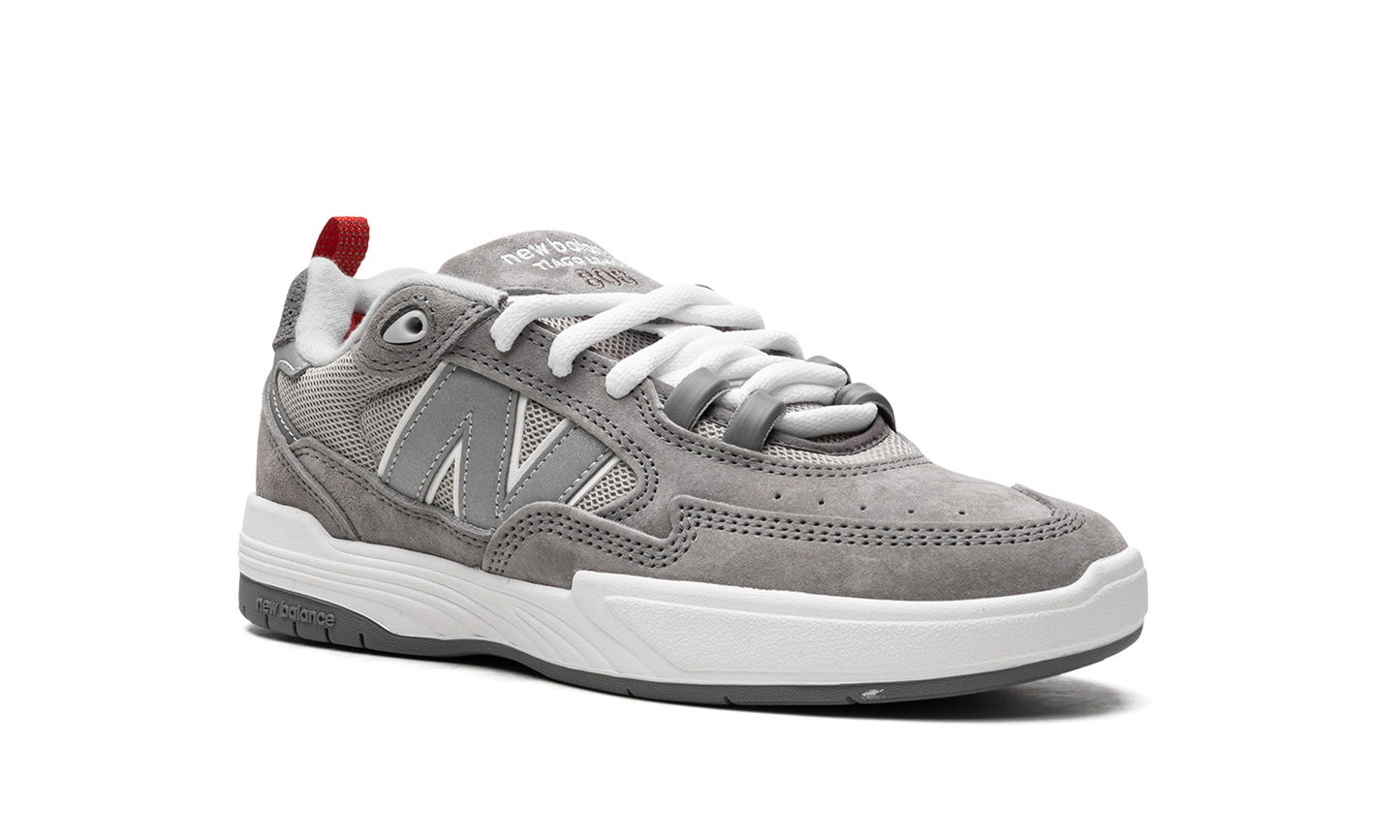 808 "Tiago Lemos - Grey Day"