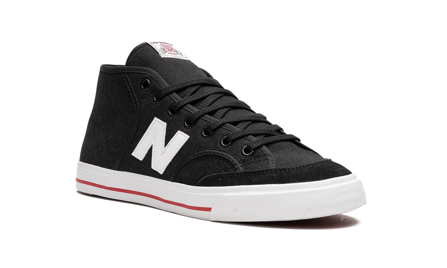 Pro Court 213 "Black White"