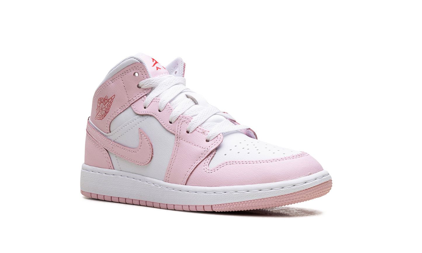 Jordan 1 Mid GS "Pink Foam Fire Red" DQ8423 608