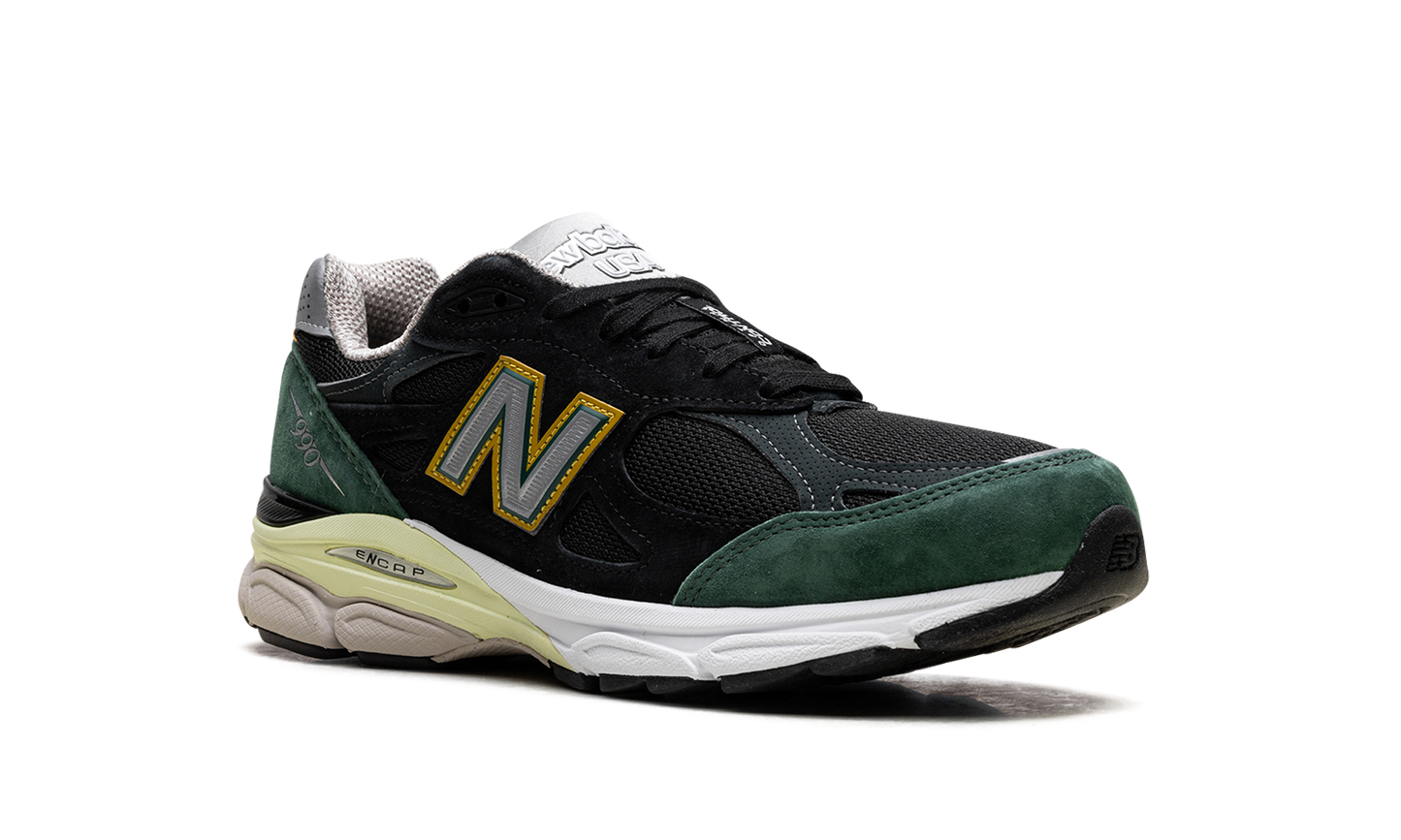 990v3 "Black / Green" M990CP3