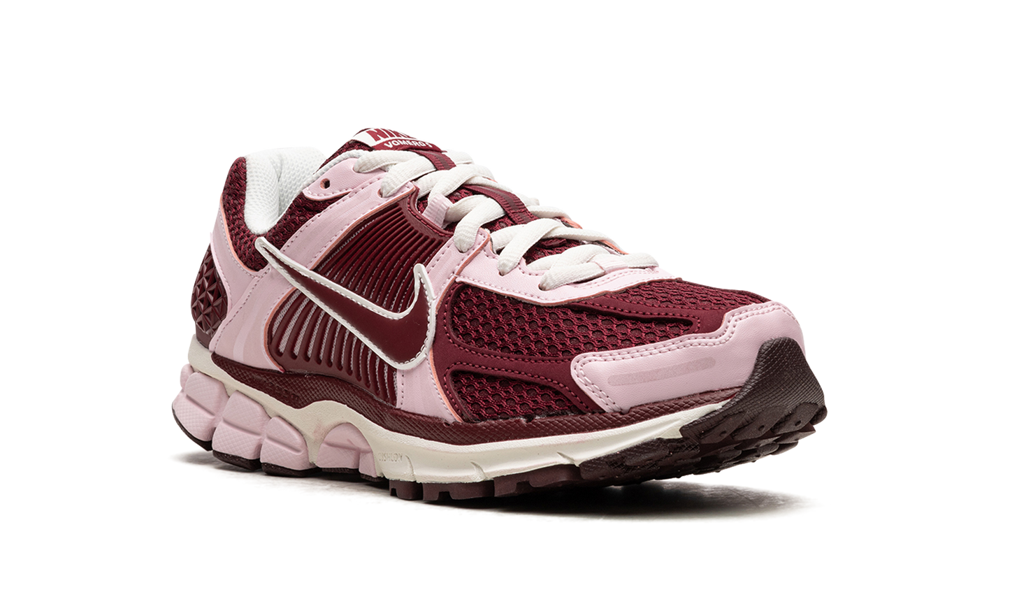 ZOOM VOMERO 5 WMNS "Pink Foam" FN7196 663