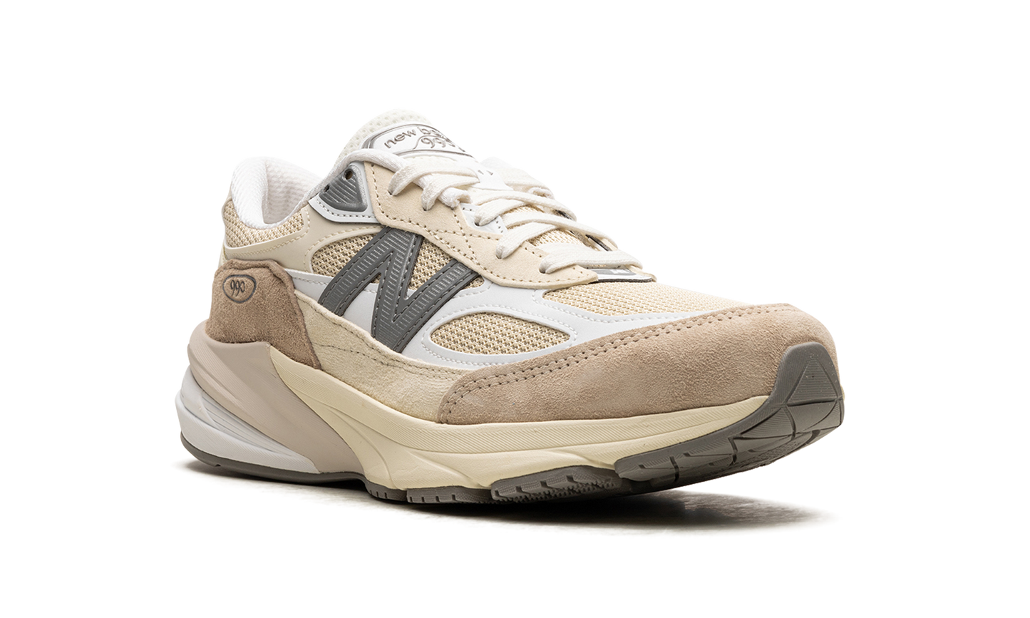 990v6 "Made in USA - Cream" M990SS6