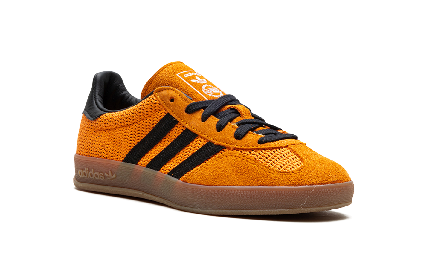 Gazelle Indoor "Orange / Core Black" IH4770