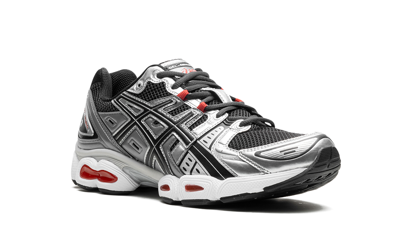 Gel-Nimbus 9 "Graphite Grey Red" 1201A424 023
