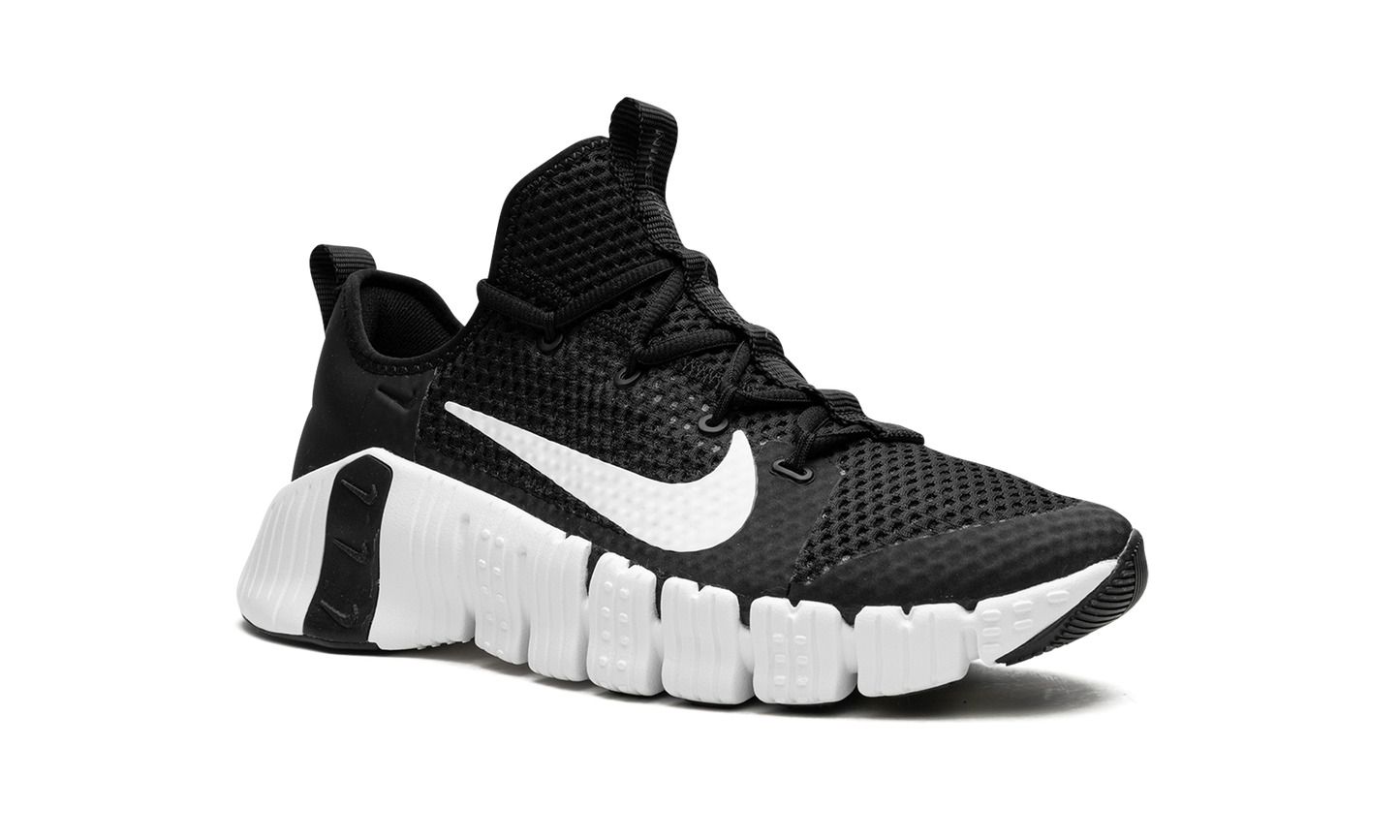 Free Metcon 3 "Black/White" CJ0861 010