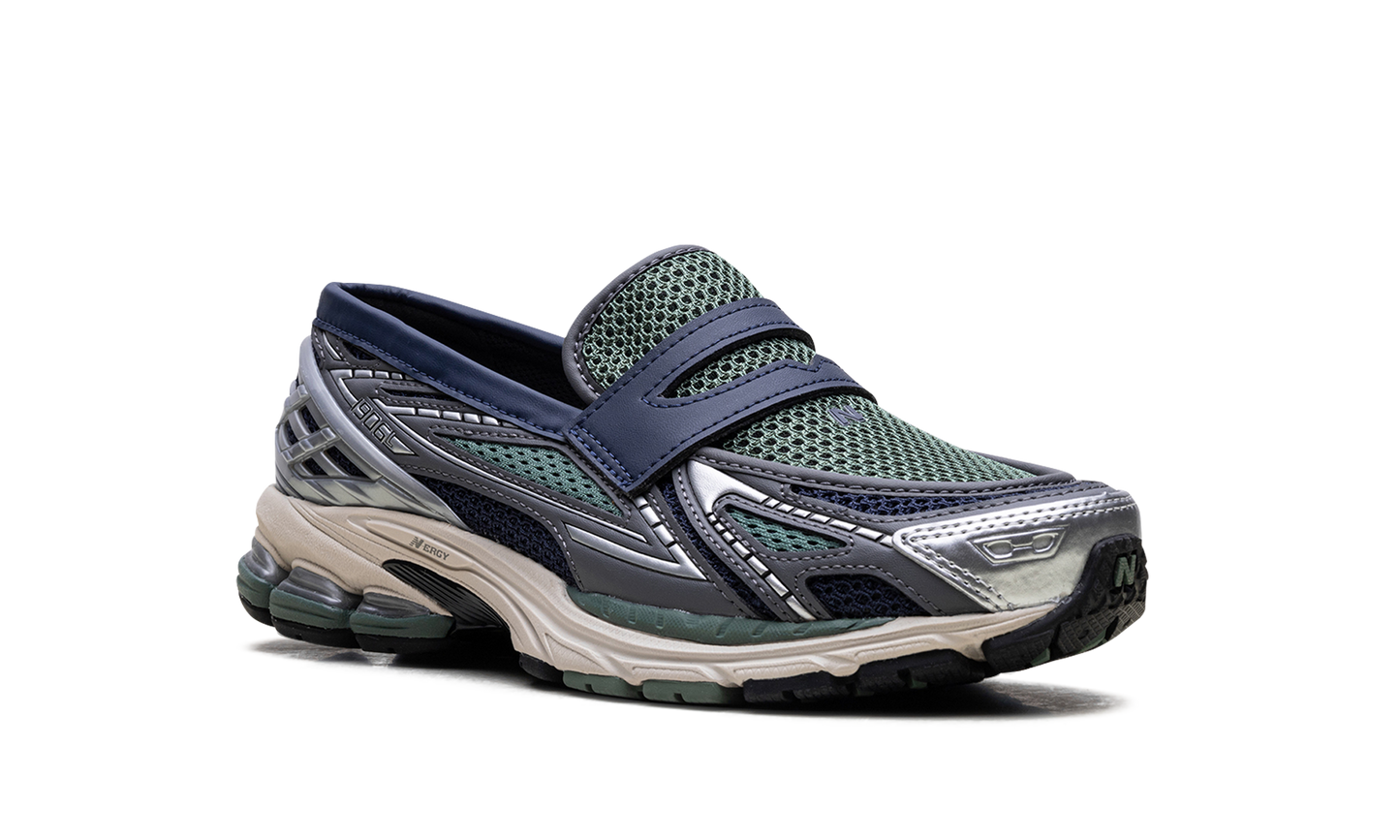 1906L "Silver Metallic Dark Juniper" U1906LOA