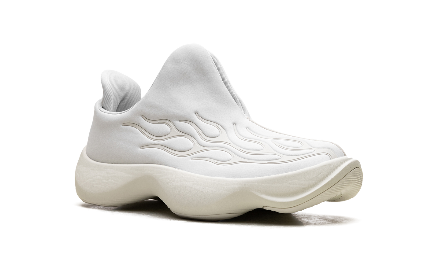 One "One Ok Rock White" 1203A809 100