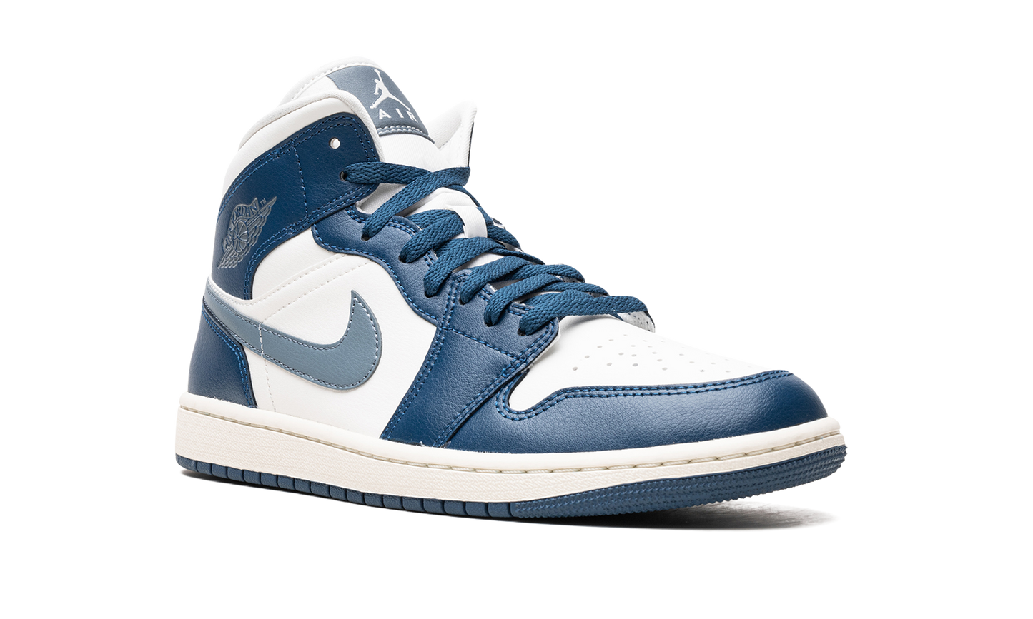 AIR JORDAN 1 MID WMNS "French Blue" BQ6472 414
