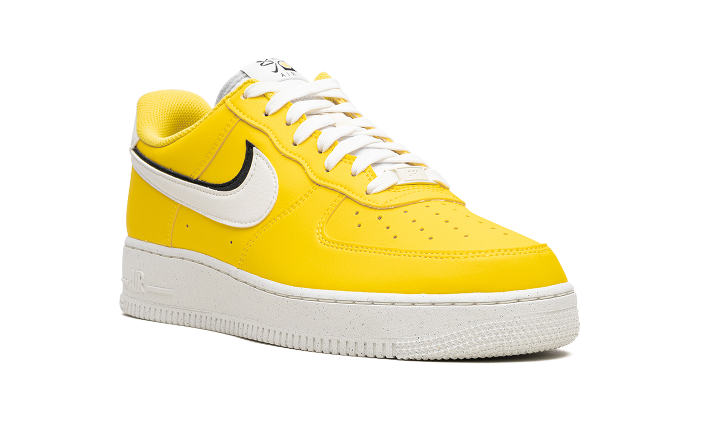 Air Force 1 Low '07 LV8 "Tour Yellow" DO9786 700