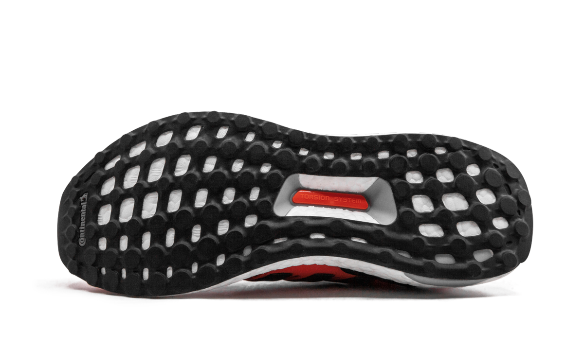 UltraBOOST "Solar Red"