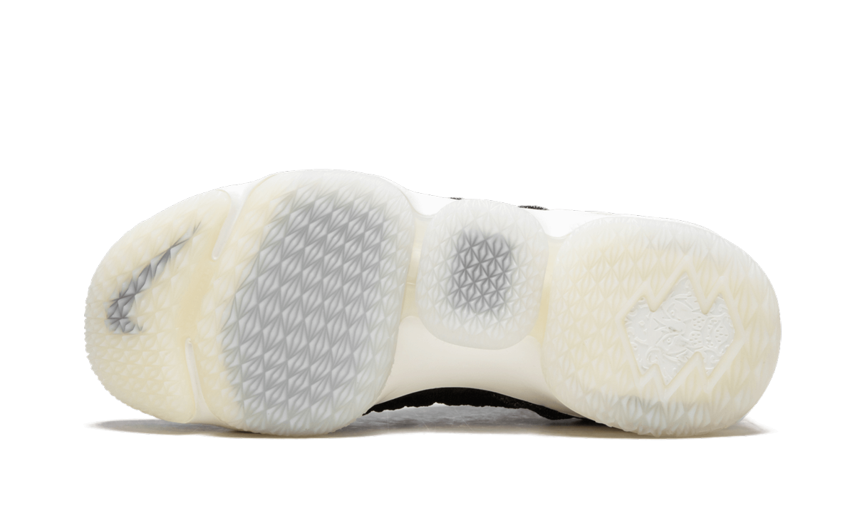 Lebron 15 "Black / Bright Crimson"