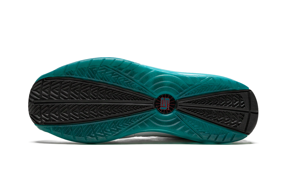 Air Max Lebron 7 NFW "Red Carpet" 383578 101