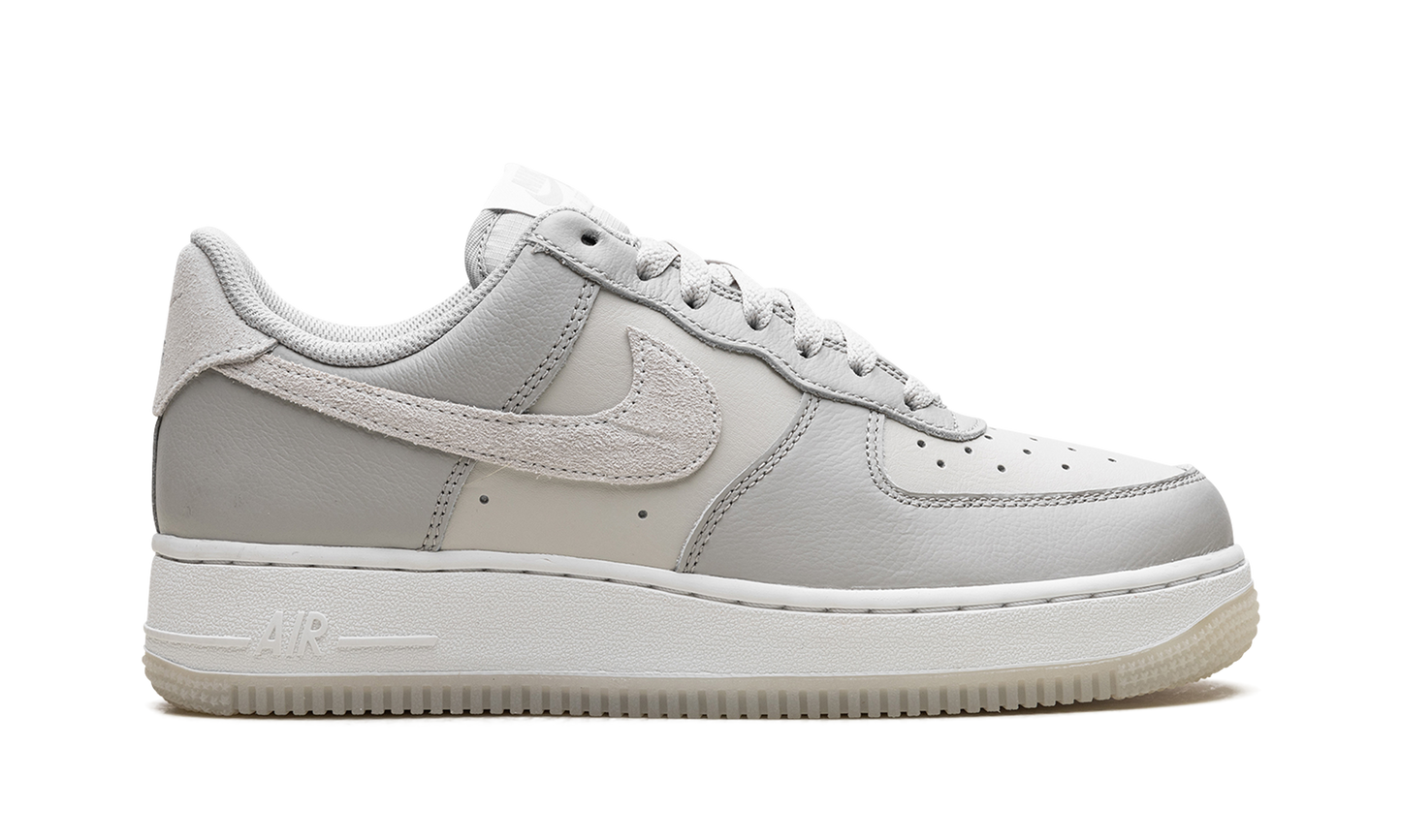 Air Force 1 '07 "Light Bone" FN5832 001
