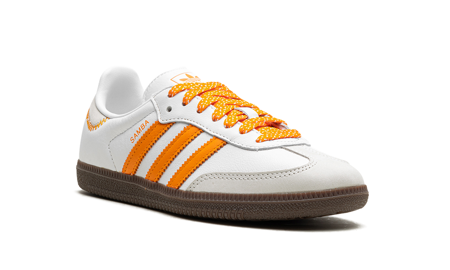 Samba OG WMNS "WHITE EQUIPMENT ORANGE" IE6521