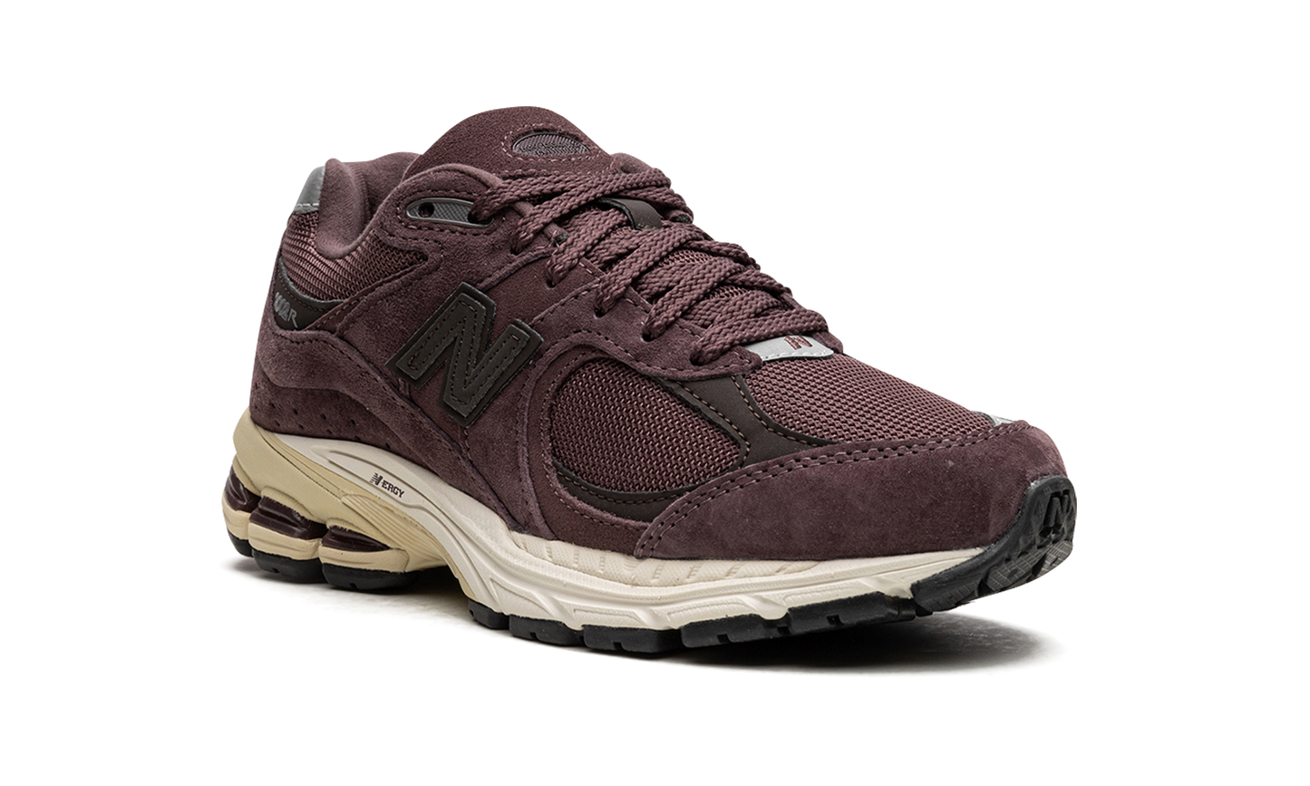 2002R "Dark Grape" M2002RCD