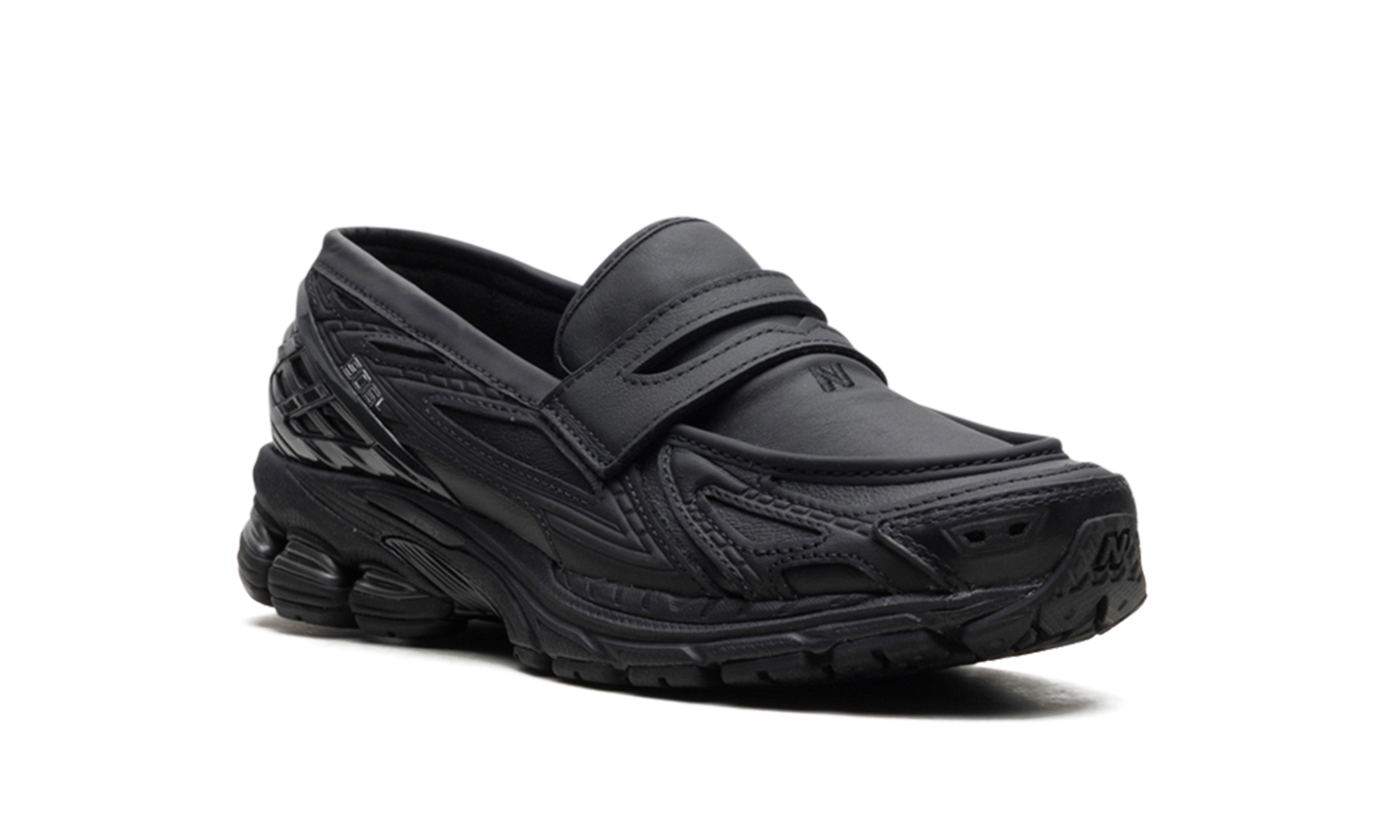 1906L "Black" U1906LBN