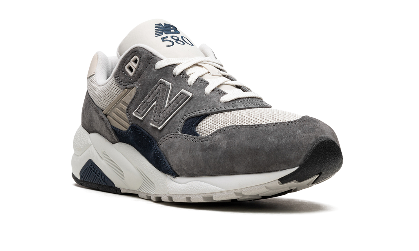 580 "Castlerock" MT580RCB