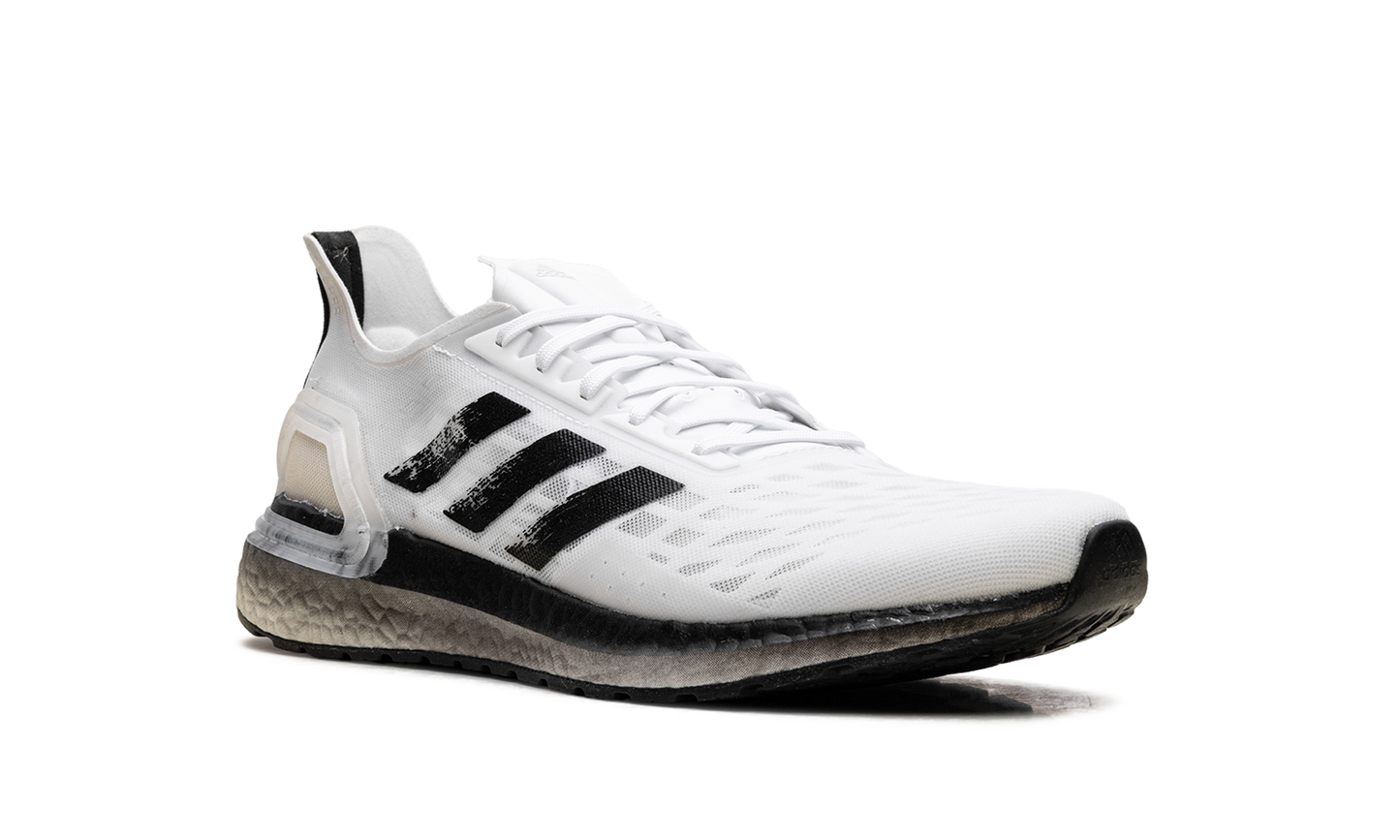 UltraBOOST PB EG0424