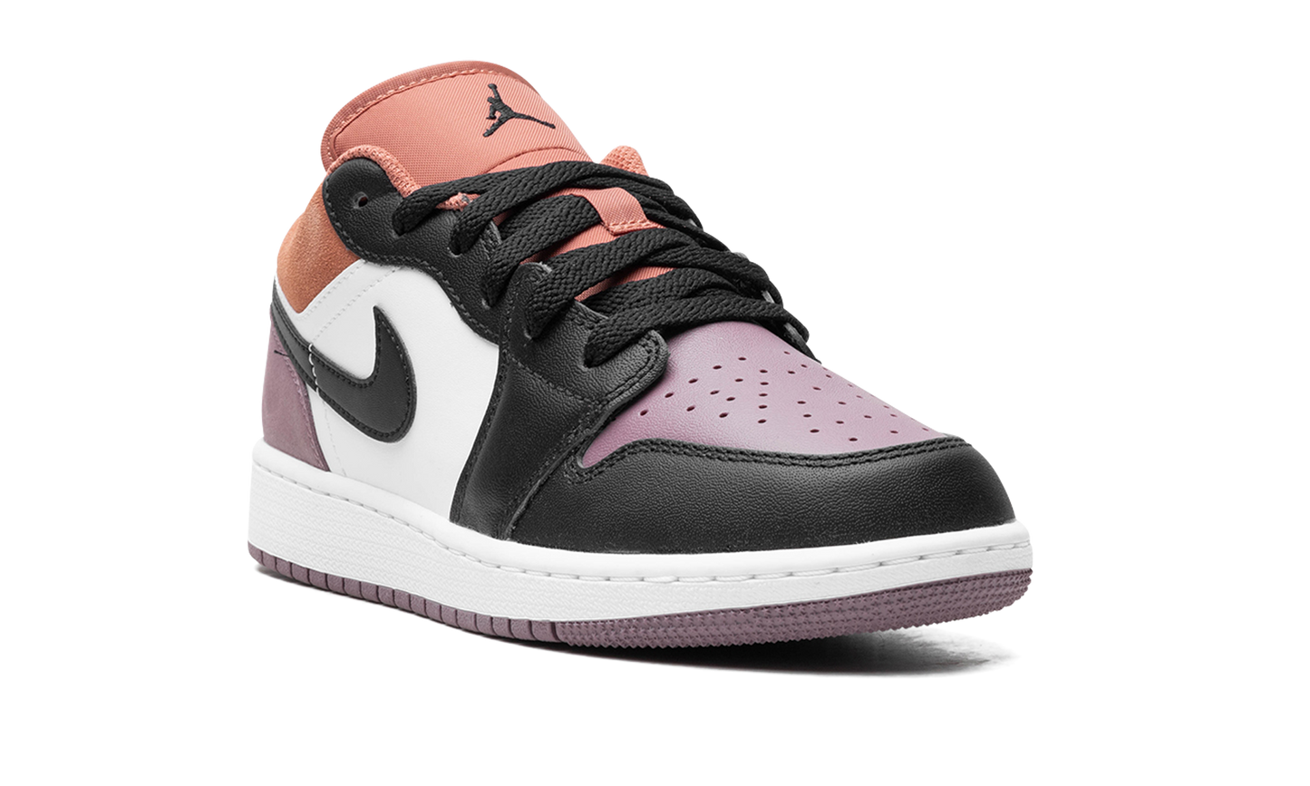 Air Jordan 1 Low SE GS "Sky J Mauve" FB9908 102