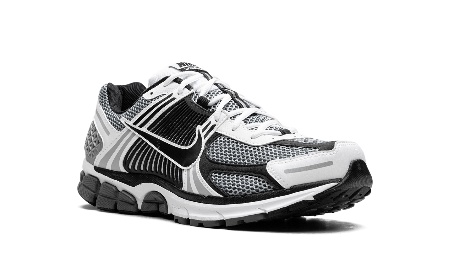 Zoom Vomero 5 SE SP "Black / Metallic Silver" CI1694 001