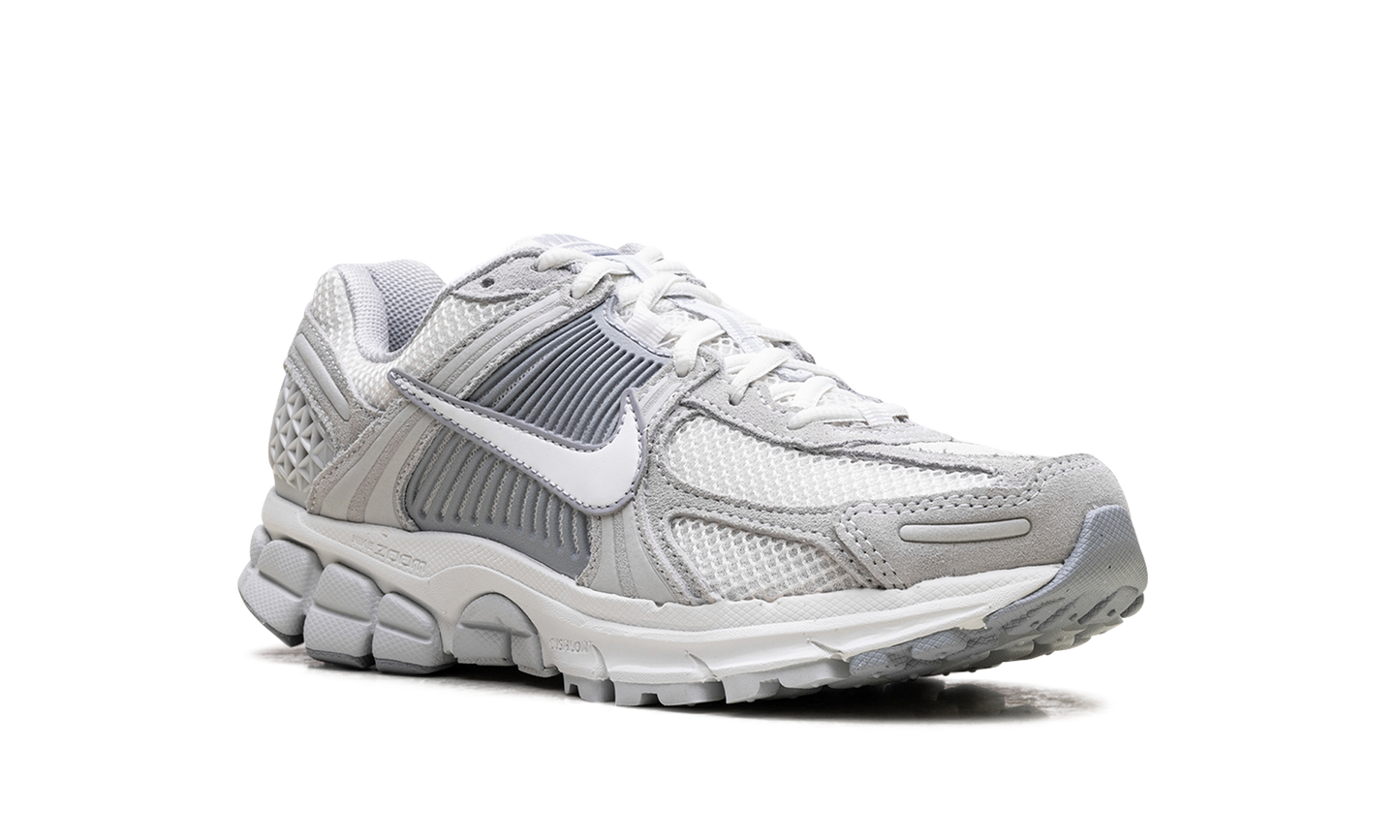 Zoom Vomero 5 WMNS "Pure Platinum" HQ0458 001