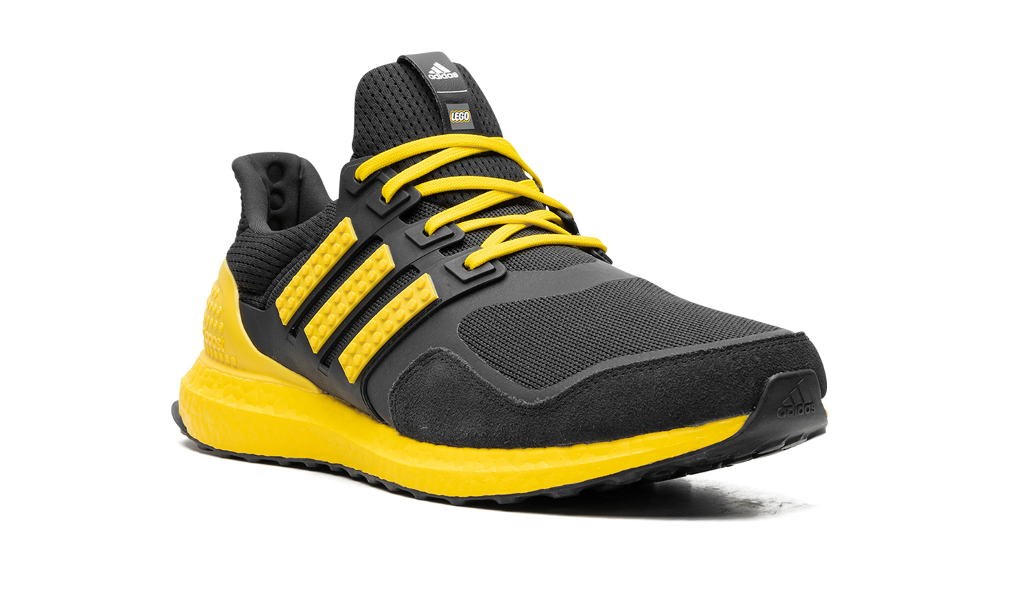 Lego - Ultraboost DNA "Core Black / Yellow / Core Black" H67953