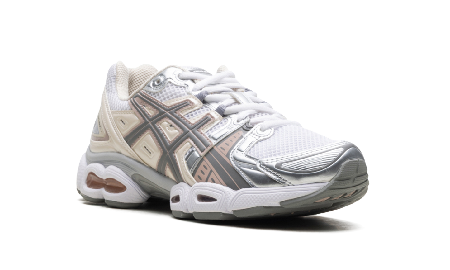 Gel-Nimbus 9 WMNS "White Oatmeal"