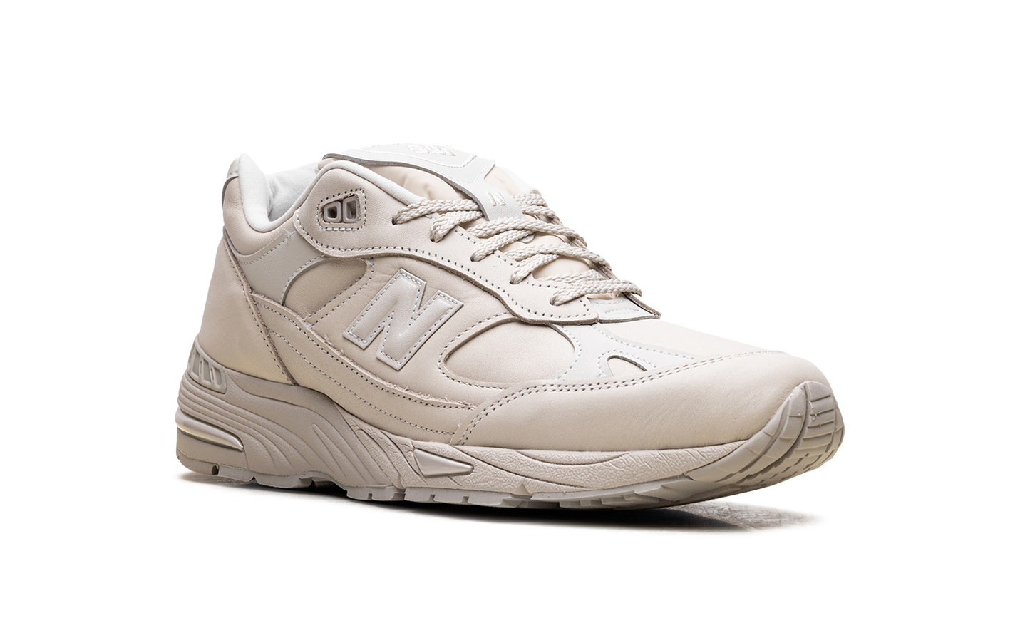 991 "Contemporary Luxe" M991OW