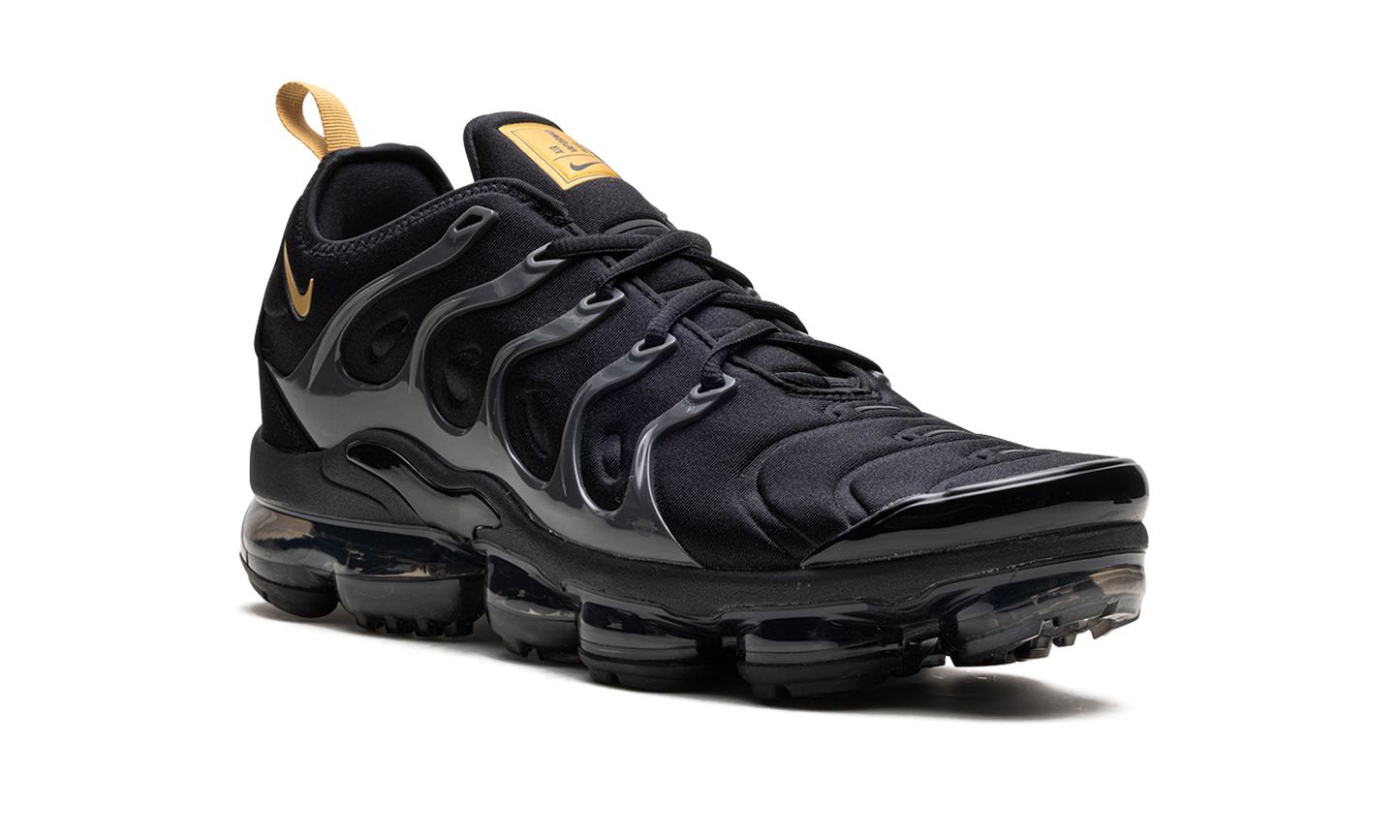 Air Vapormax Plus "Black" BQ5068 001