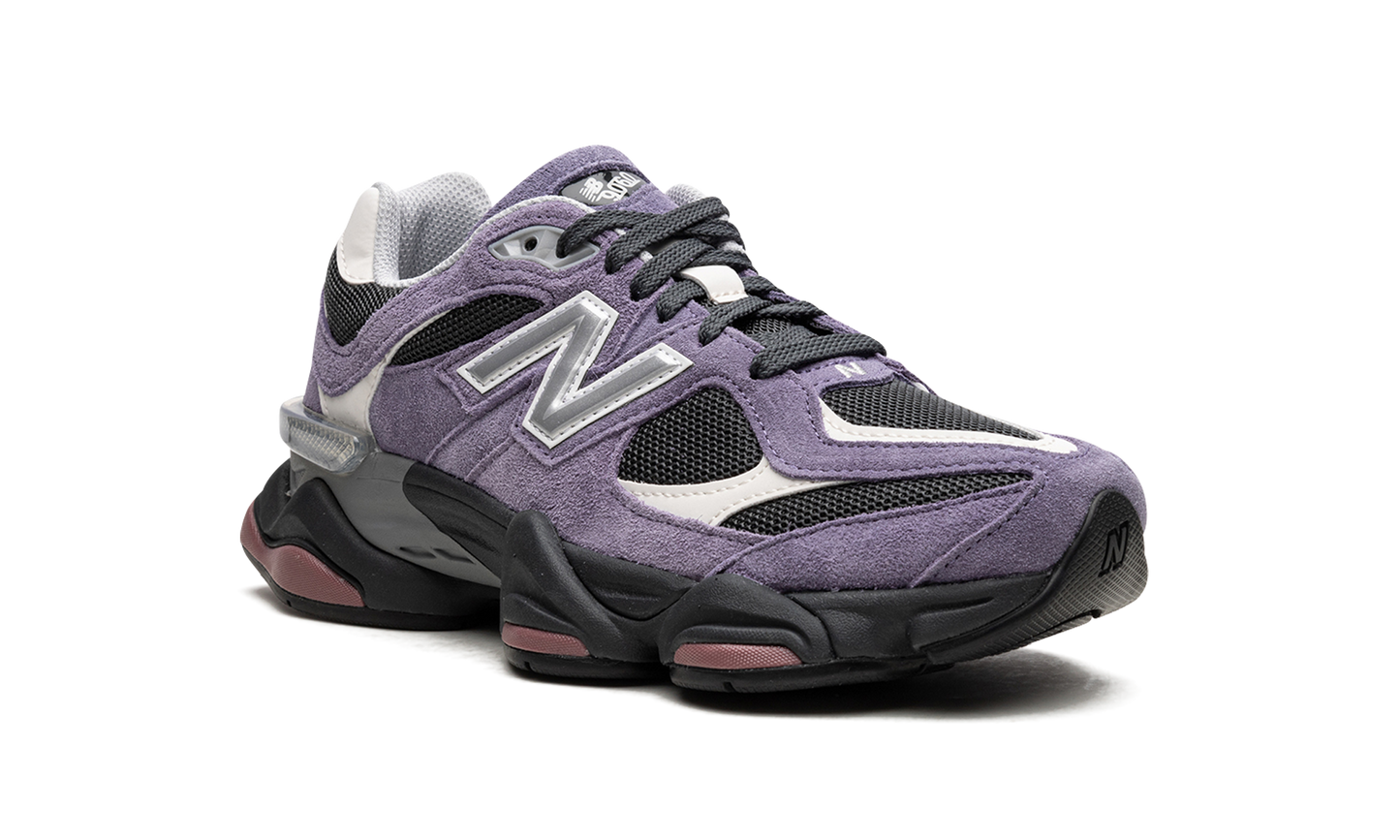 9060 "Violet Noir" U9060VRB