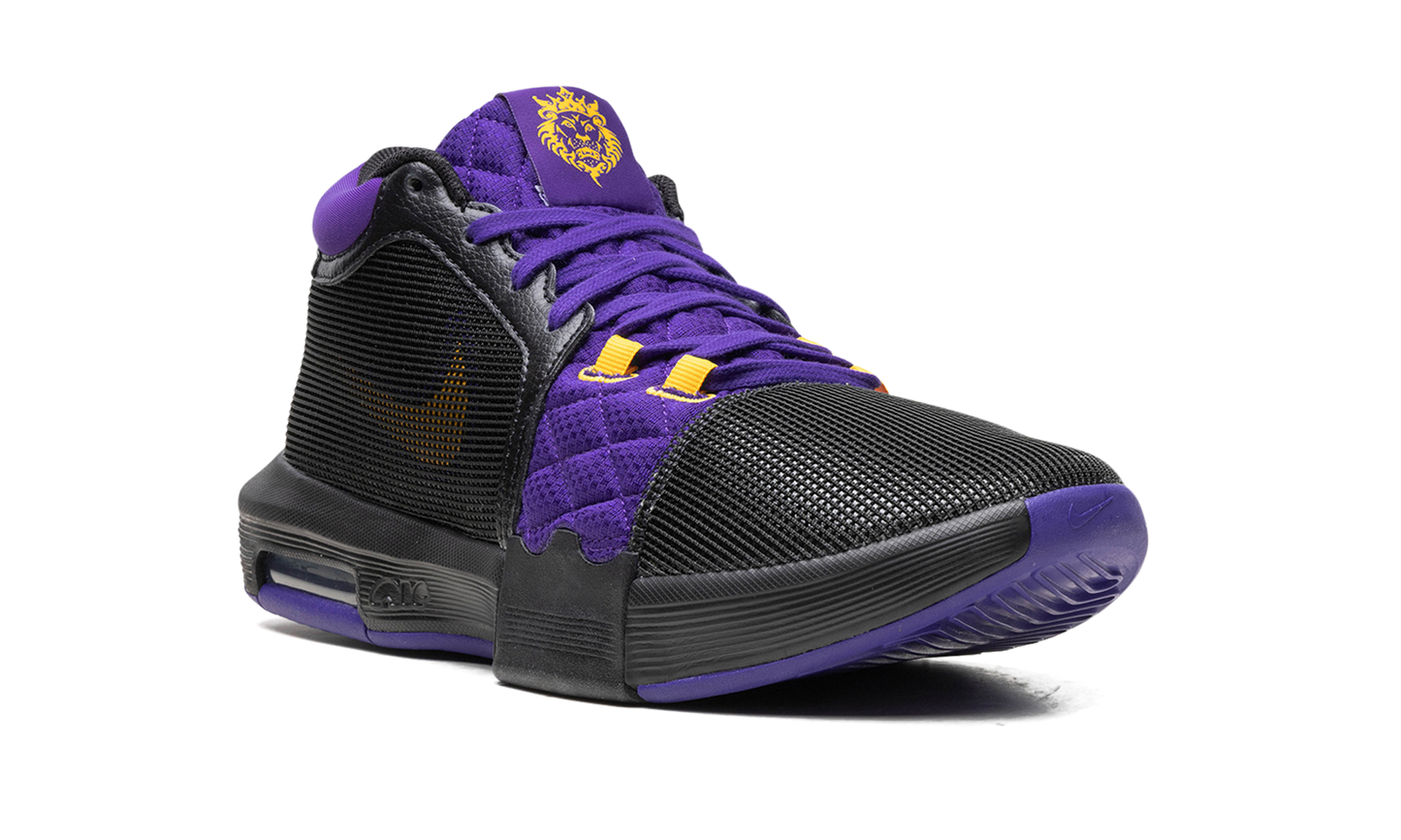 LeBron Witness 8 "Lakers" FB2239 001