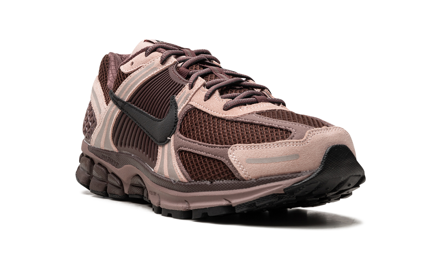 ZOOM VOMERO 5 WMNS "Plum Eclipse" FV1166 200