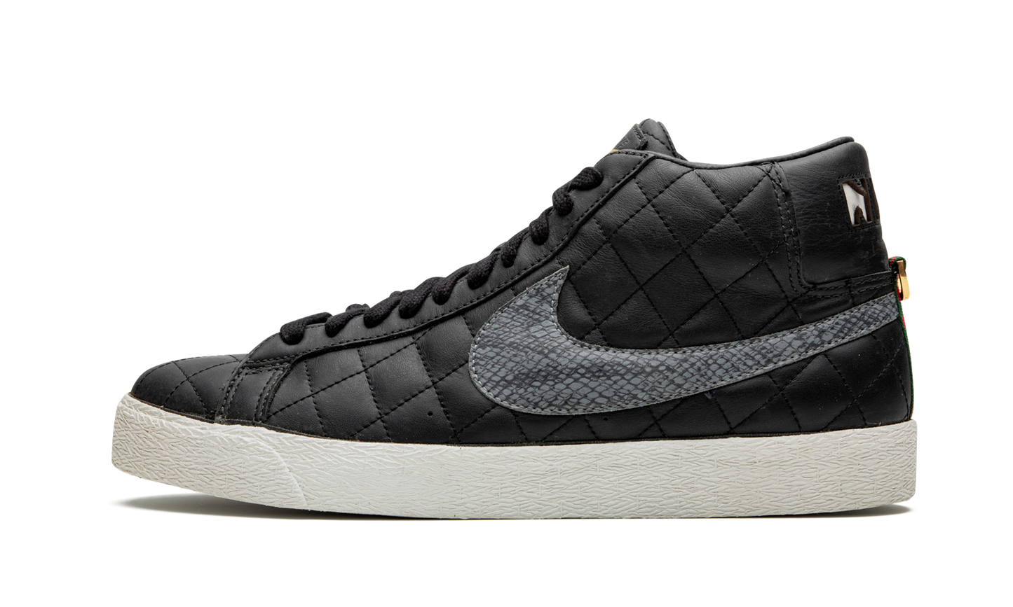 Blazer SB "Supreme - Black (2006)"