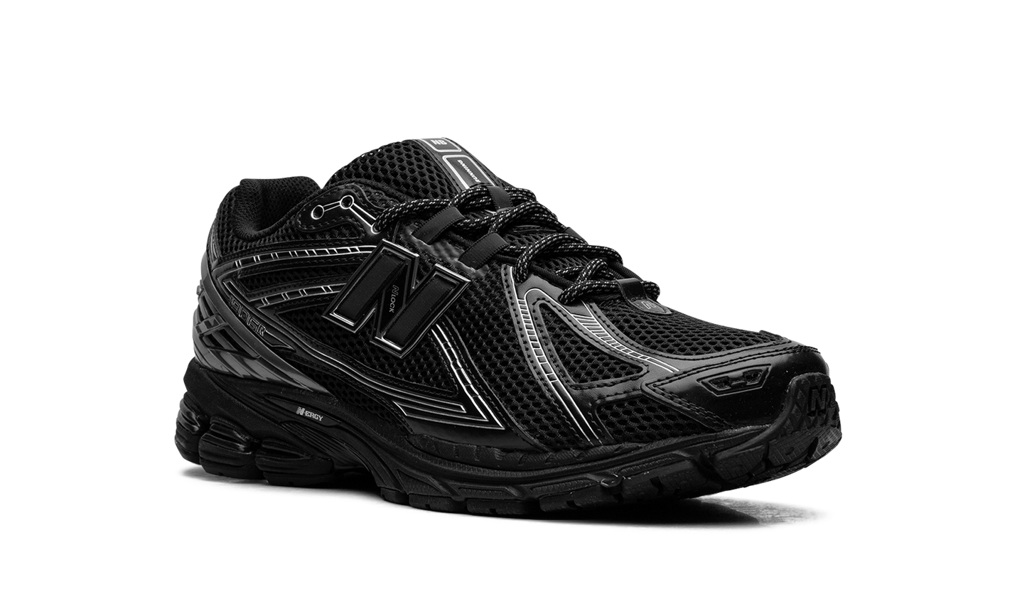 1906R "Black Silver" U1906ROS