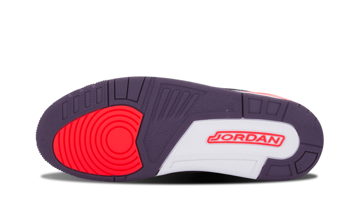 Air Jordan 3 Retro "Crimson" 136064 005