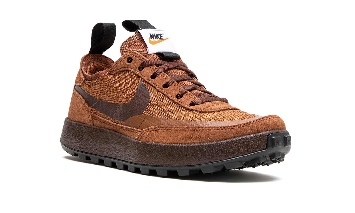 GENERAL PURPOSE SHOE WMNS "Tom Sachs - Field Brown" DA6672 201