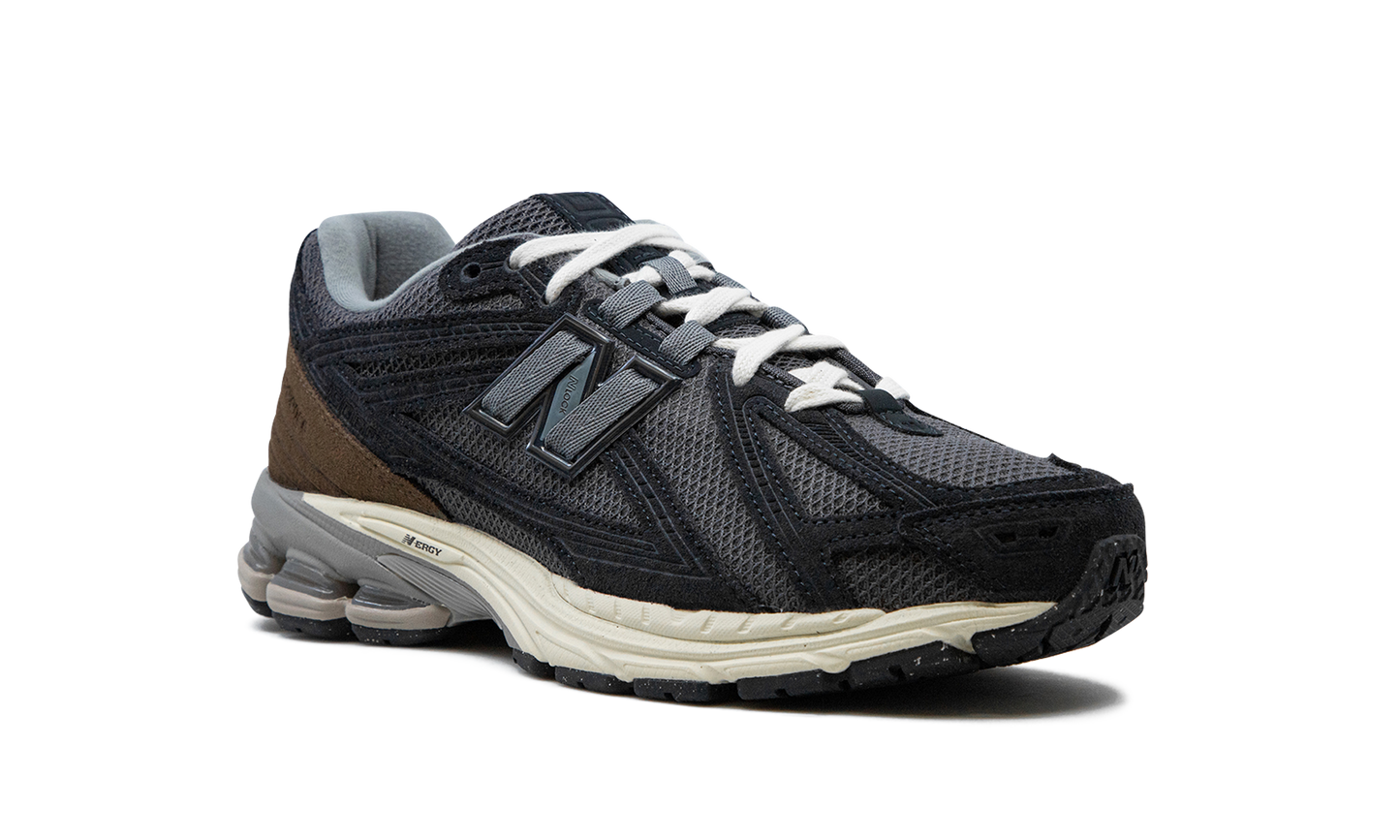 1906F "PHANTOM" M1906FE