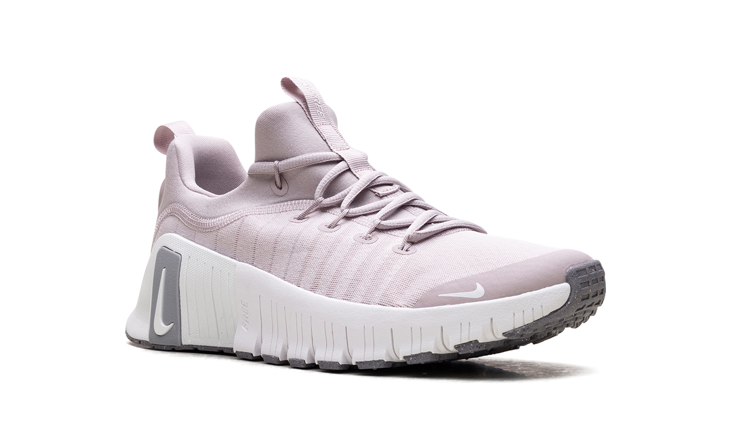 Free Metcon 6 WMNS "Platinum Violet" FJ7126 002