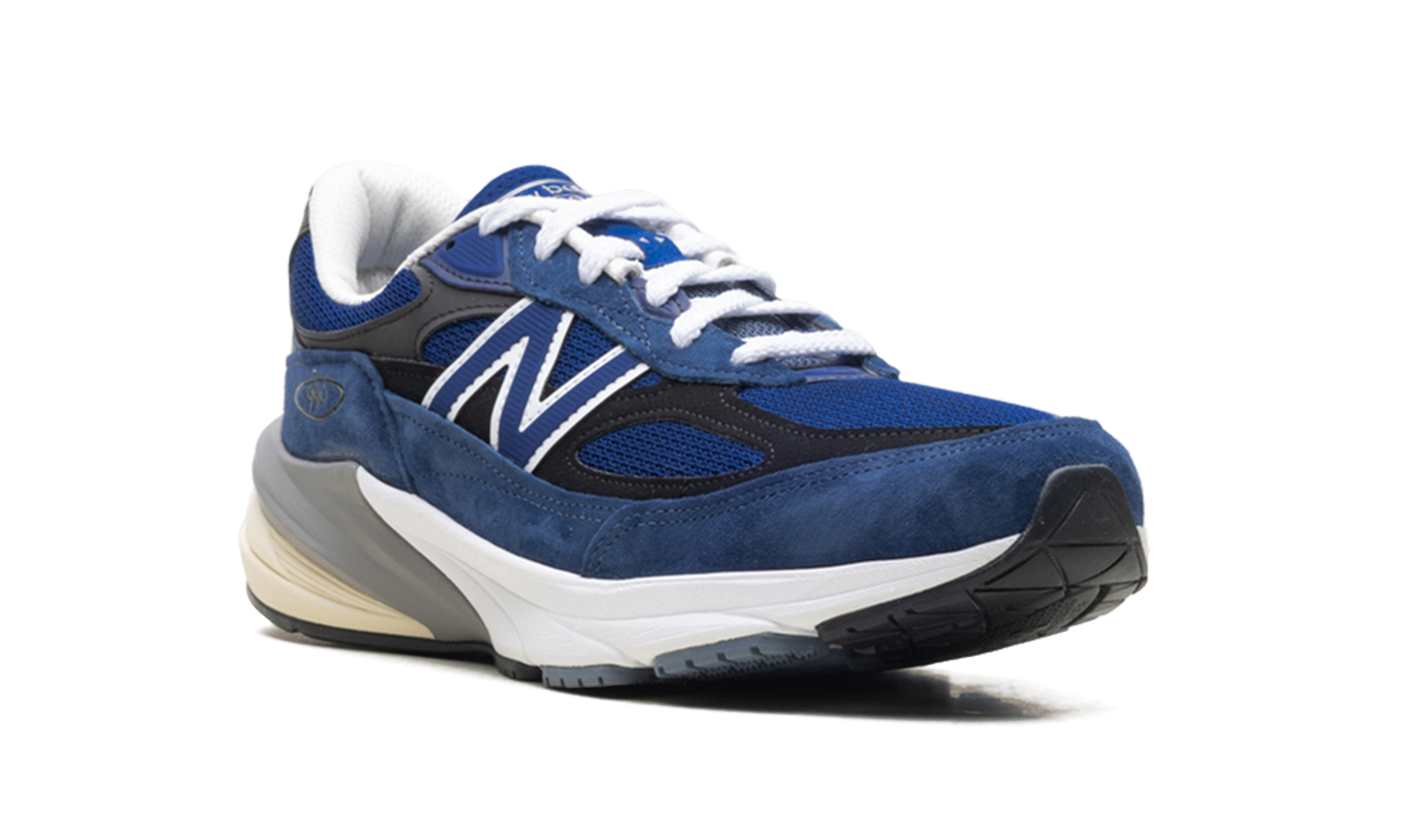 990v6 "Made in USA - Inkwell Black" U990IA6