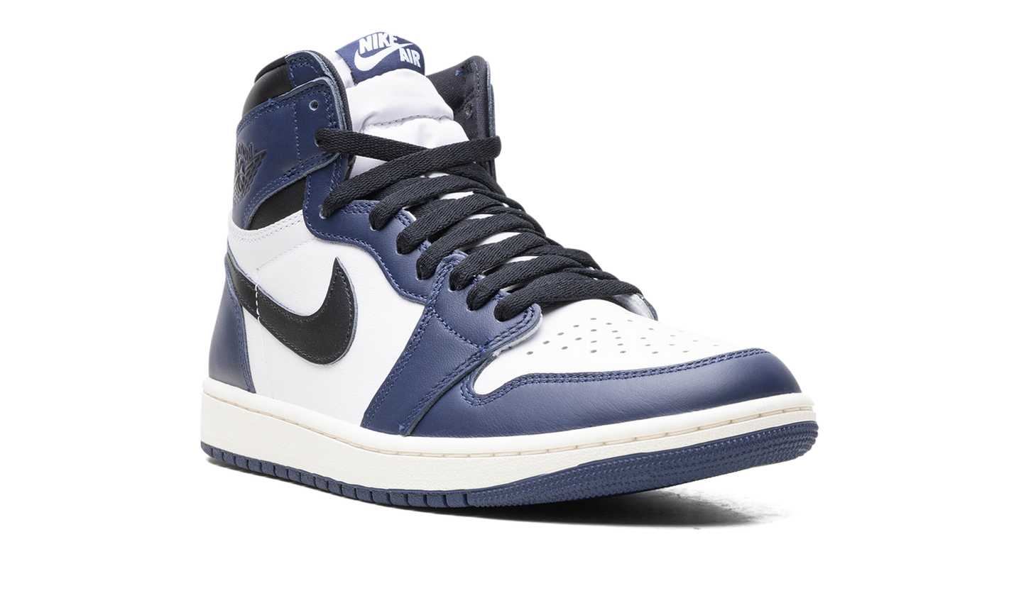 Air Jordan 1 Retro High OG "Midnight Navy" DZ5485 401