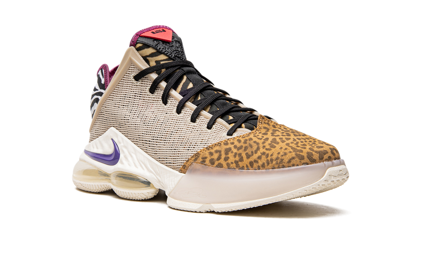 LeBron 19 Low "Animal Pack" DM1058 200