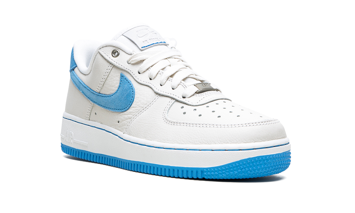AIR FORCE 1 LO LXX MNS WMNS "University Blue" DX1193 100
