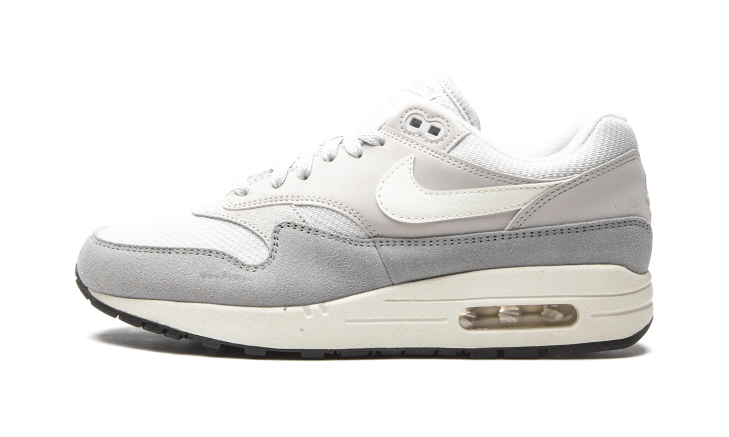 Air Max 1 AH8145 011