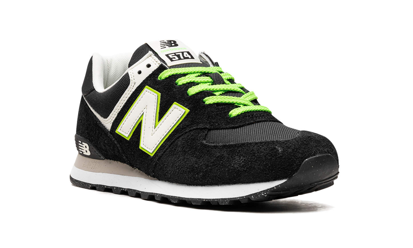 574 "Black White Green" u574ct2