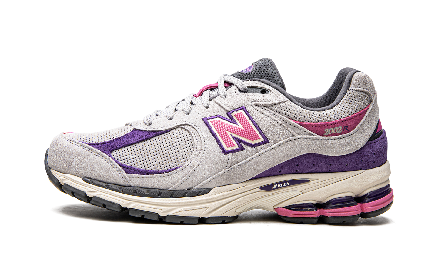 2002R "Rain Cloud" M2002RWB