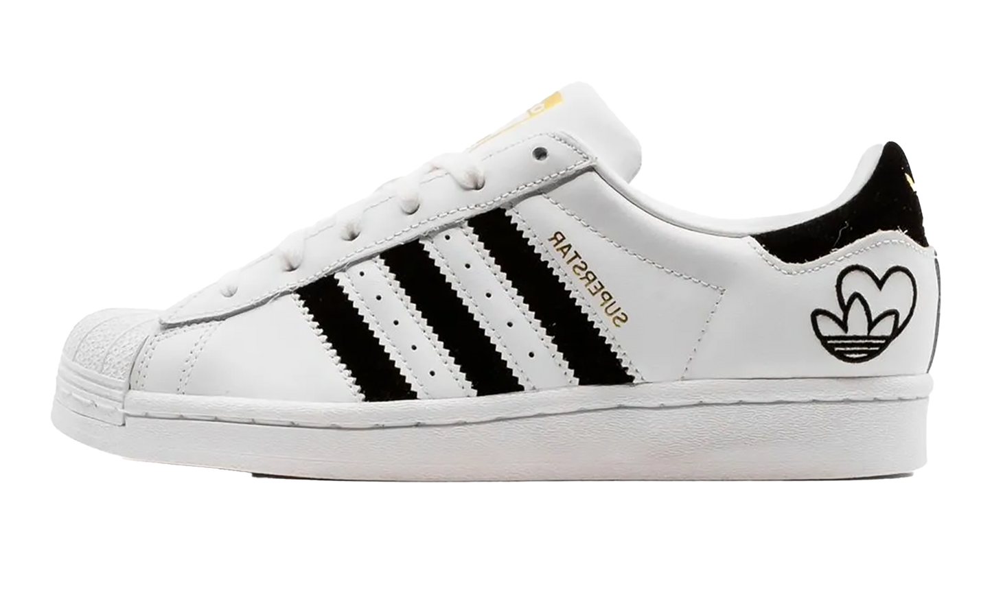 SUPERSTAR WMNS "Heart Logo" FY4755